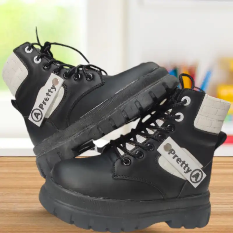 نیم بوت پسرانه مدل pretty