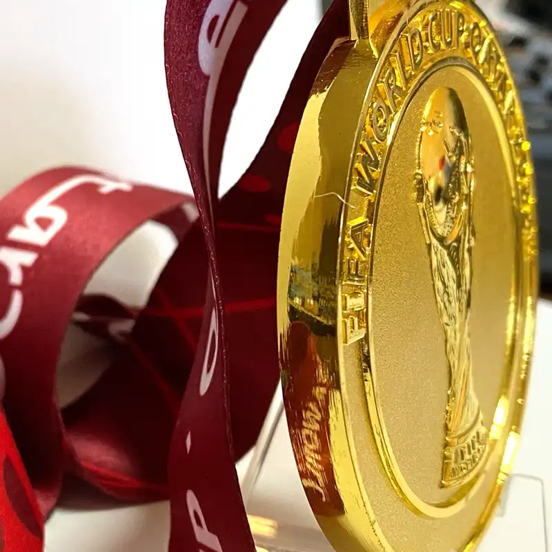 مدال قهرمانی مدل جام جهانی قطر 2022