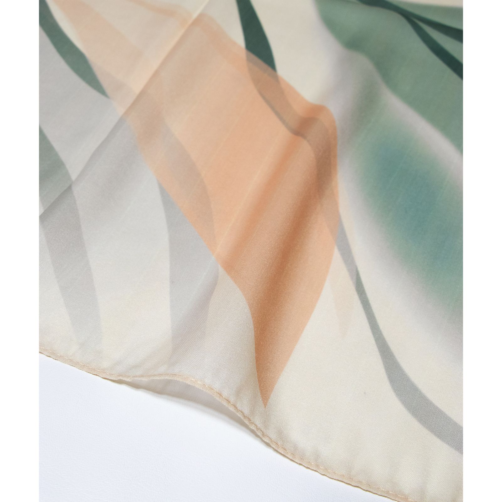 شال زنانه مدل نخی بهاره طرح ابرنگی کد 1280 -  - 3