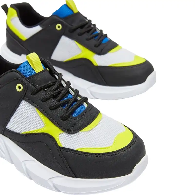 کفش پیاده روی زنانه ال سی وایکیکی مدل آنتی شوک استپ دار