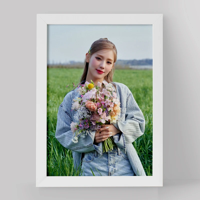 تابلو خندالو مدل میون گروه جی آیدل GIdle کد 19520