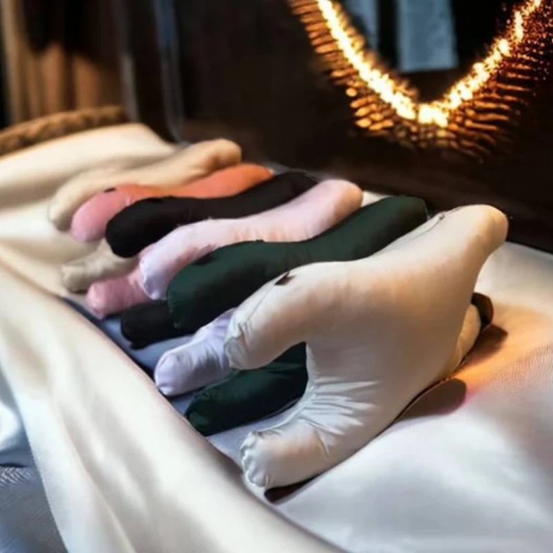 عکس شماره 3 : بالش طبی پوشانه نیلای مدل u