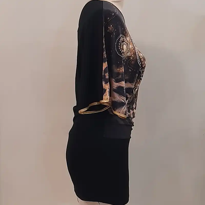 پیراهن زنانه مدل یقه رومی نگین دار