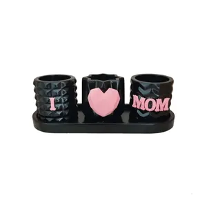 گلدان دکوری مدل ای لاو مام کد mom24598 مجموعه سه عددی