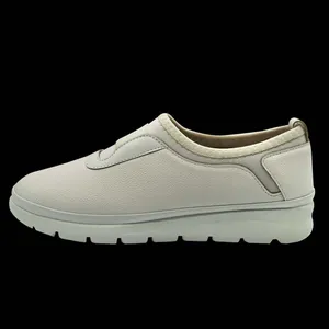 کفش روزمره زنانه اریانا مدل سودا