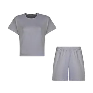 ست کراپ تی شرت و شلوارک زنانه افراتین مدل 6598