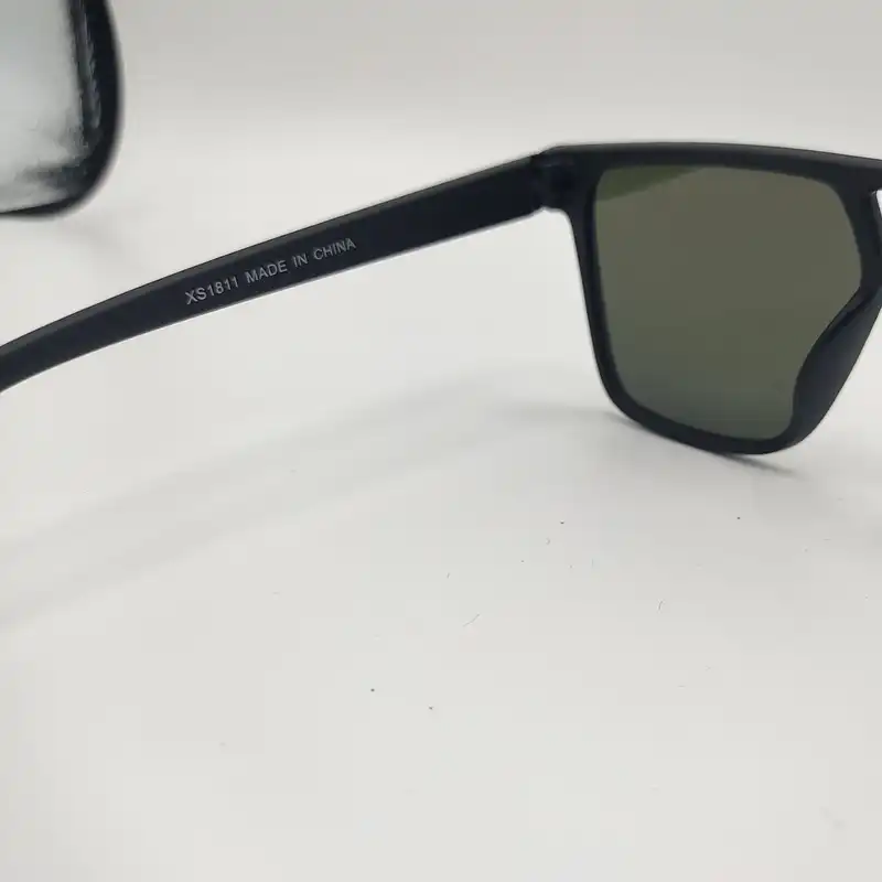 عینک آفتابی مدل Y1l0w-Xs1811