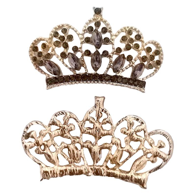 گل سینه دخترانه مدل دوختنی طرح تاج کد C-04 گل سینه دخترانه مدل دوختنی طرح تاج کد C-04