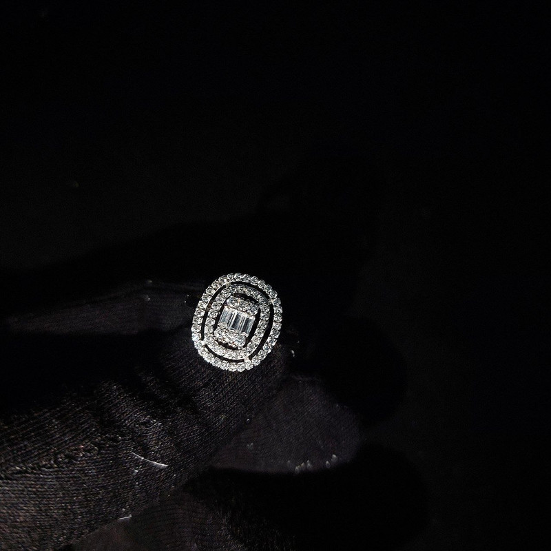 انگشتر نقره زنانه جی تی ای مدل امرالدکات