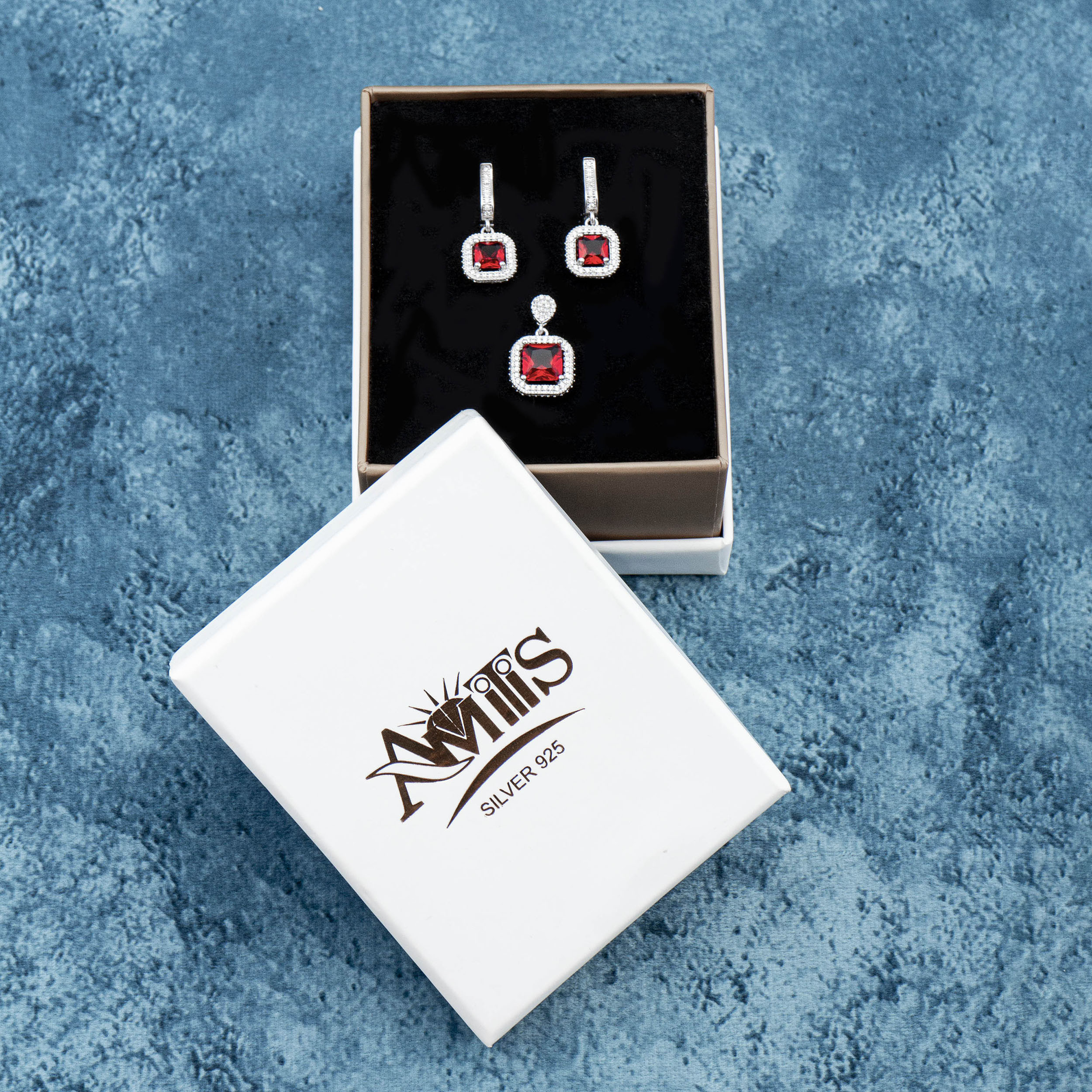 نیم ست نقره زنانه مدل یاقوت AMT-N222