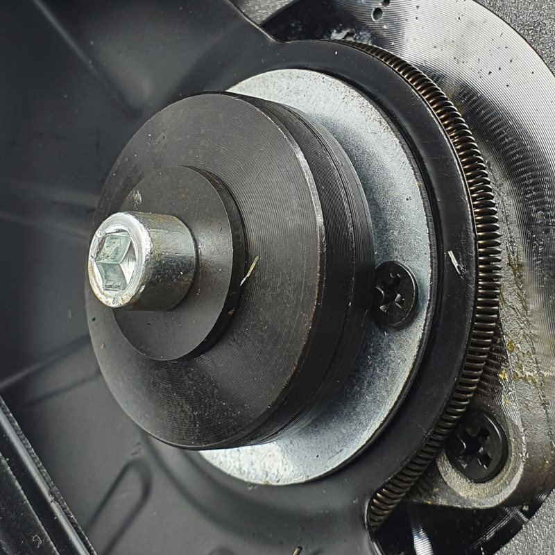 اره دیسکی برقی گریتک مدل 2000v