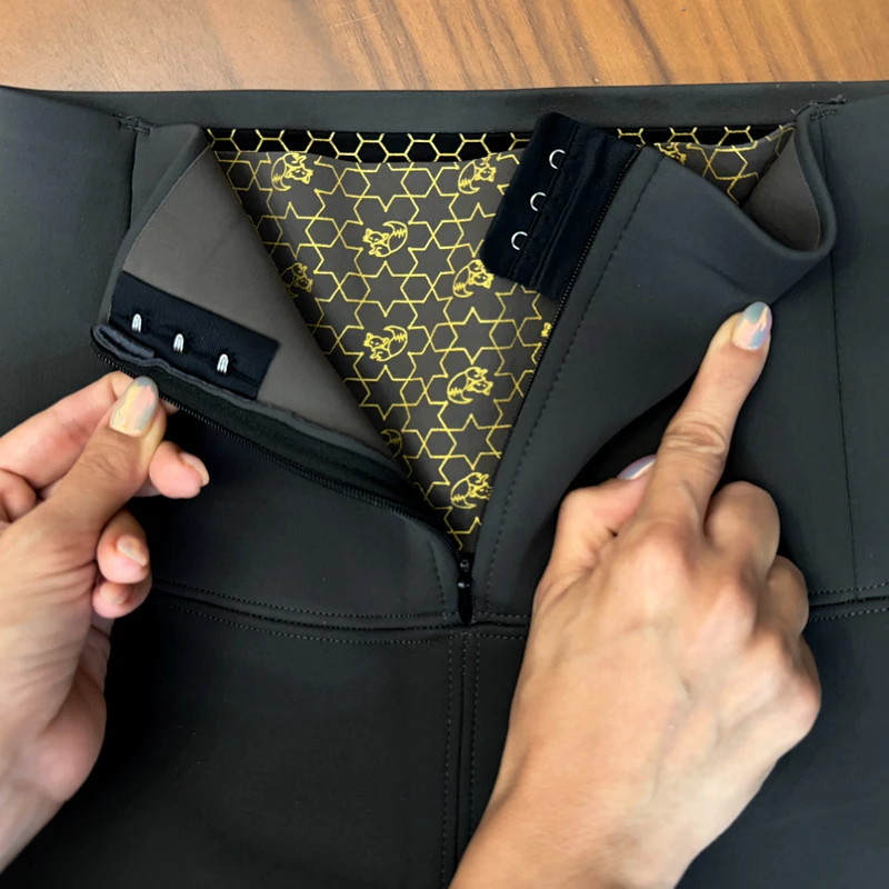 عکس شماره 4 : لگینگ ورزشی زنانه مدل یوکی کوکو تو کرکی