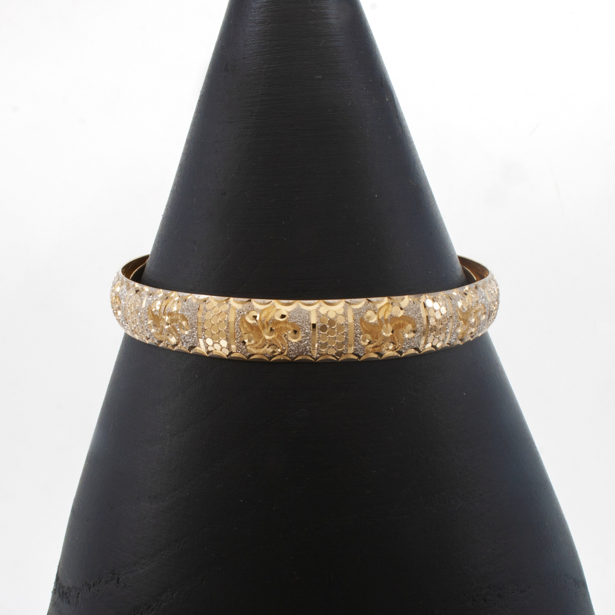 النگو طلا 18 عیار زنانه سهی مدل VB08-4 النگو طلا 18 عیار زنانه سهی مدل VB08-4