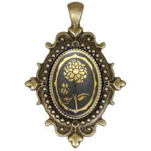 آویز گردنبند زنانه مدل نماد شهریور ماه کد 3327