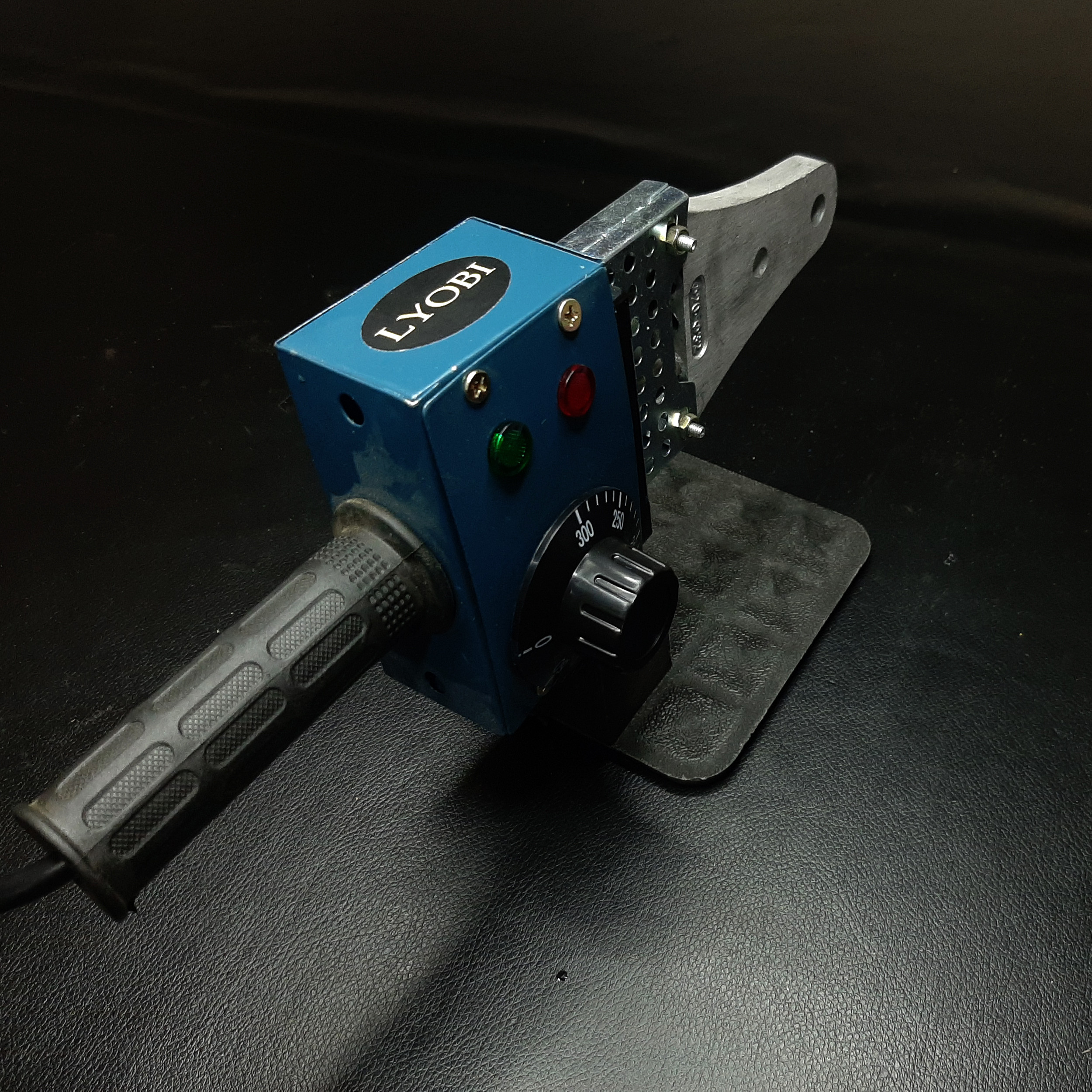 دستگاه اتو لوله سبز لیوبی مدل Y-2000