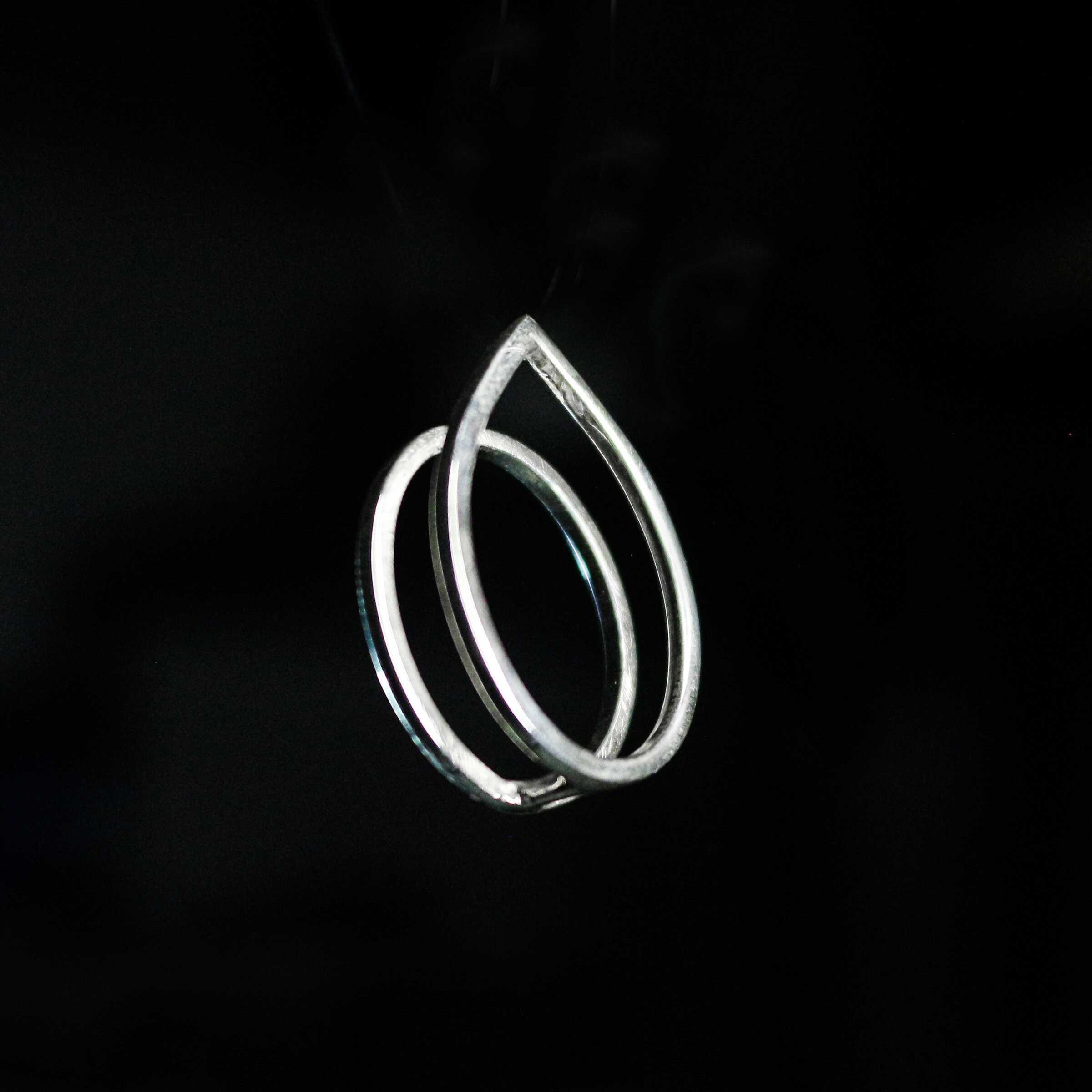 انگشتر نقره مدل اشک انگشتر نقره مدل اشک