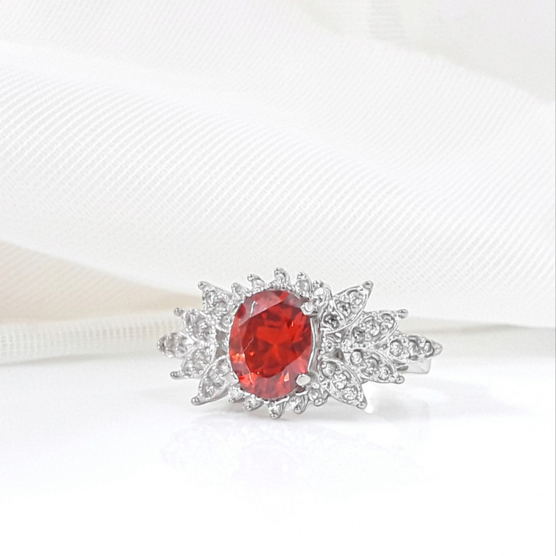 انگشتر نقره زنانه مدل نیلا انگشتر نقره زنانه مدل نیلا