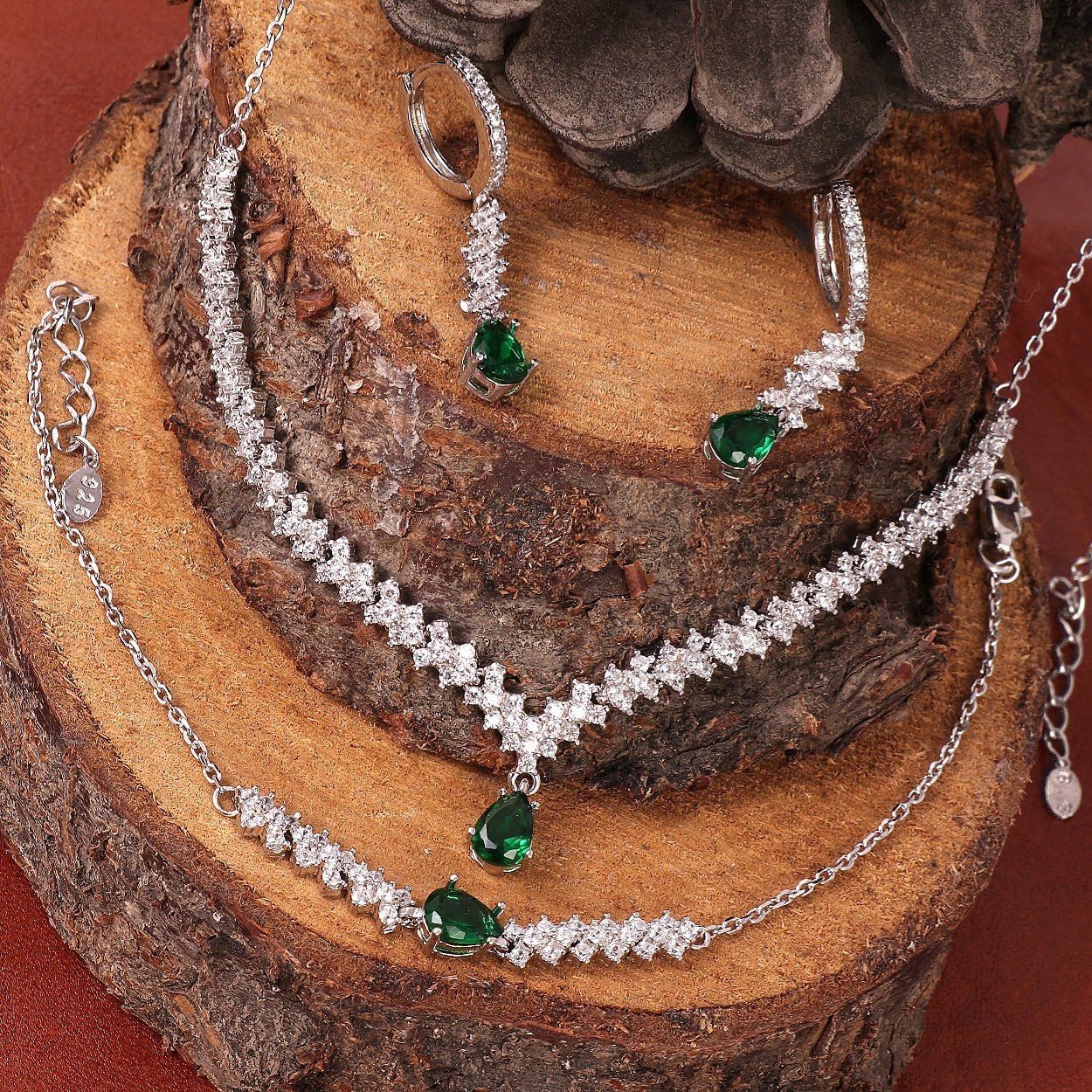 نیم ست نقره زنانه جی تی ای مدل نایس نیم ست نقره زنانه جی تی ای مدل نایس