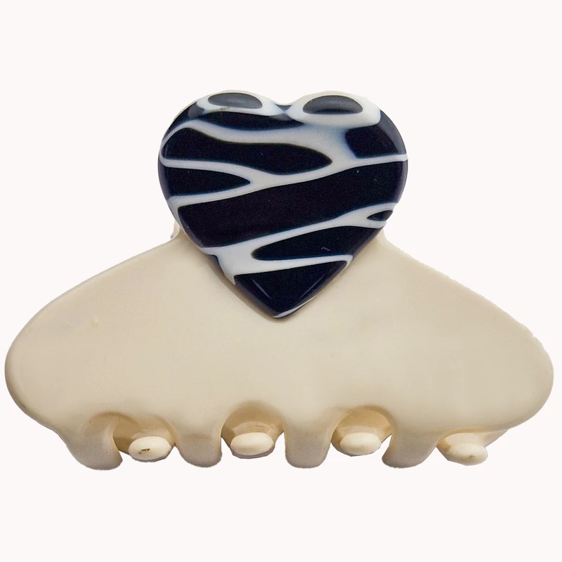 کلیپس مو زنانه مدل قلبی رگه دار کد 00201592