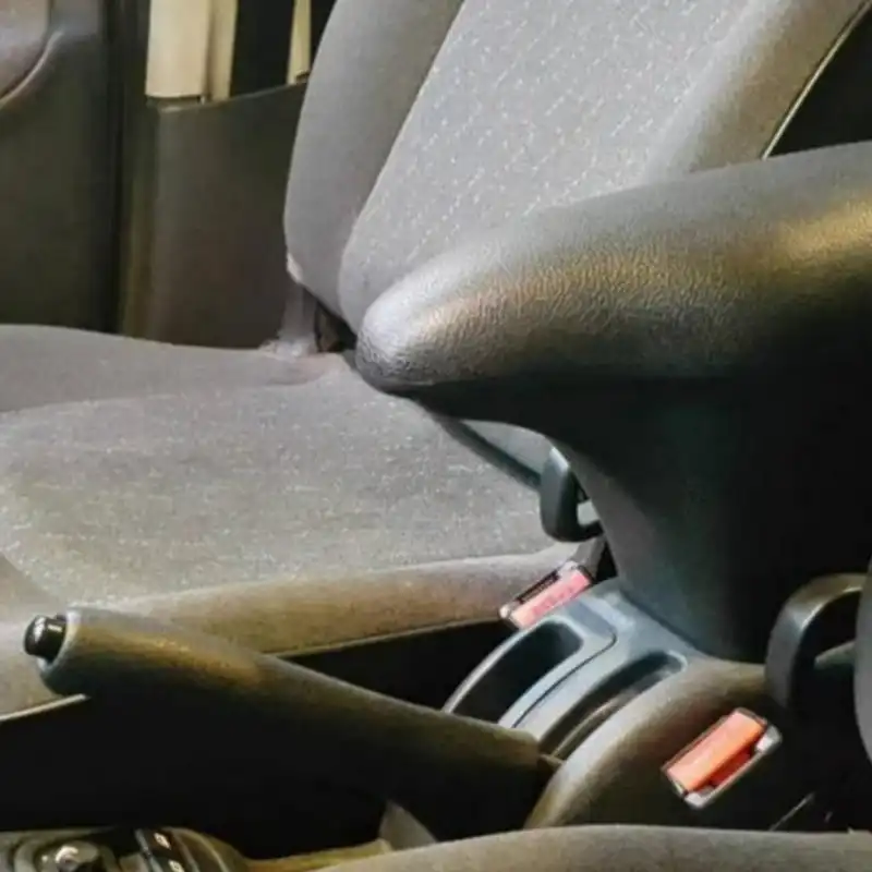 کنسول وسط خودرو مدل ۳۳۱ مناسب برای ۲۰۶ تیپ ۲