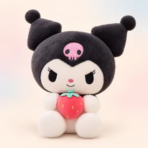 عروسک مدل کرومی توت فرنگی به دست ارتفاع 24 سانتی متر