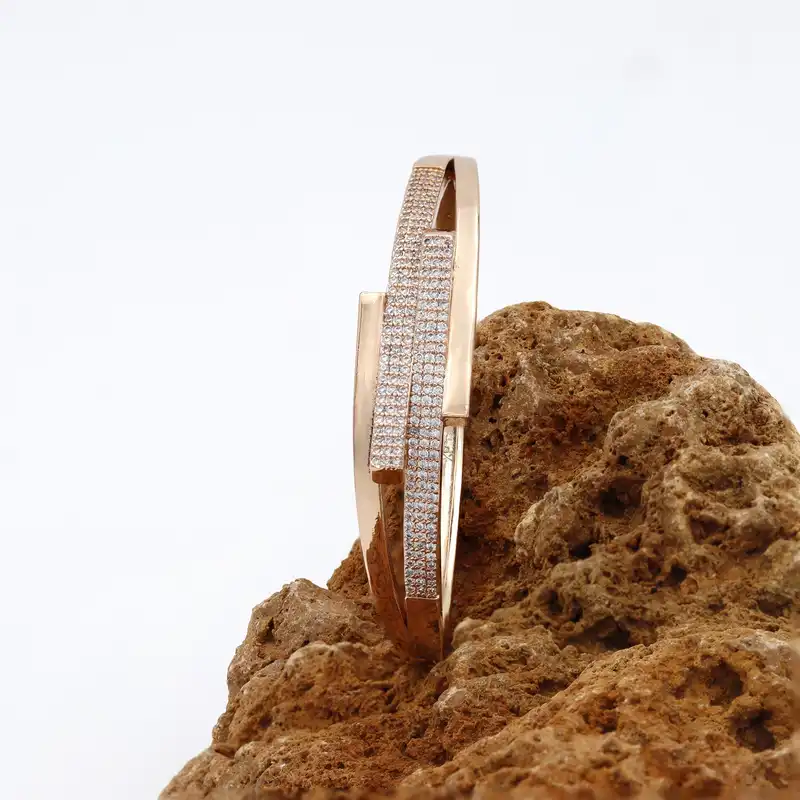 دستبند النگویی زنانه ژوپینگ مدل TBB-09