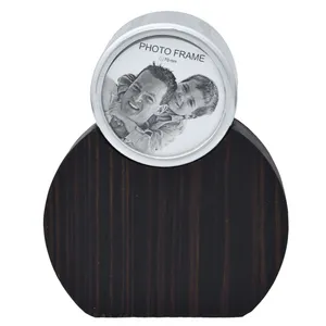 قاب عکس کد gai-3 سایز  8×8 سانتی متر 