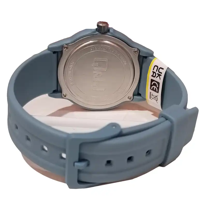 ساعت مچی عقربه ای کیو اند کیو مدل V00A-004VY