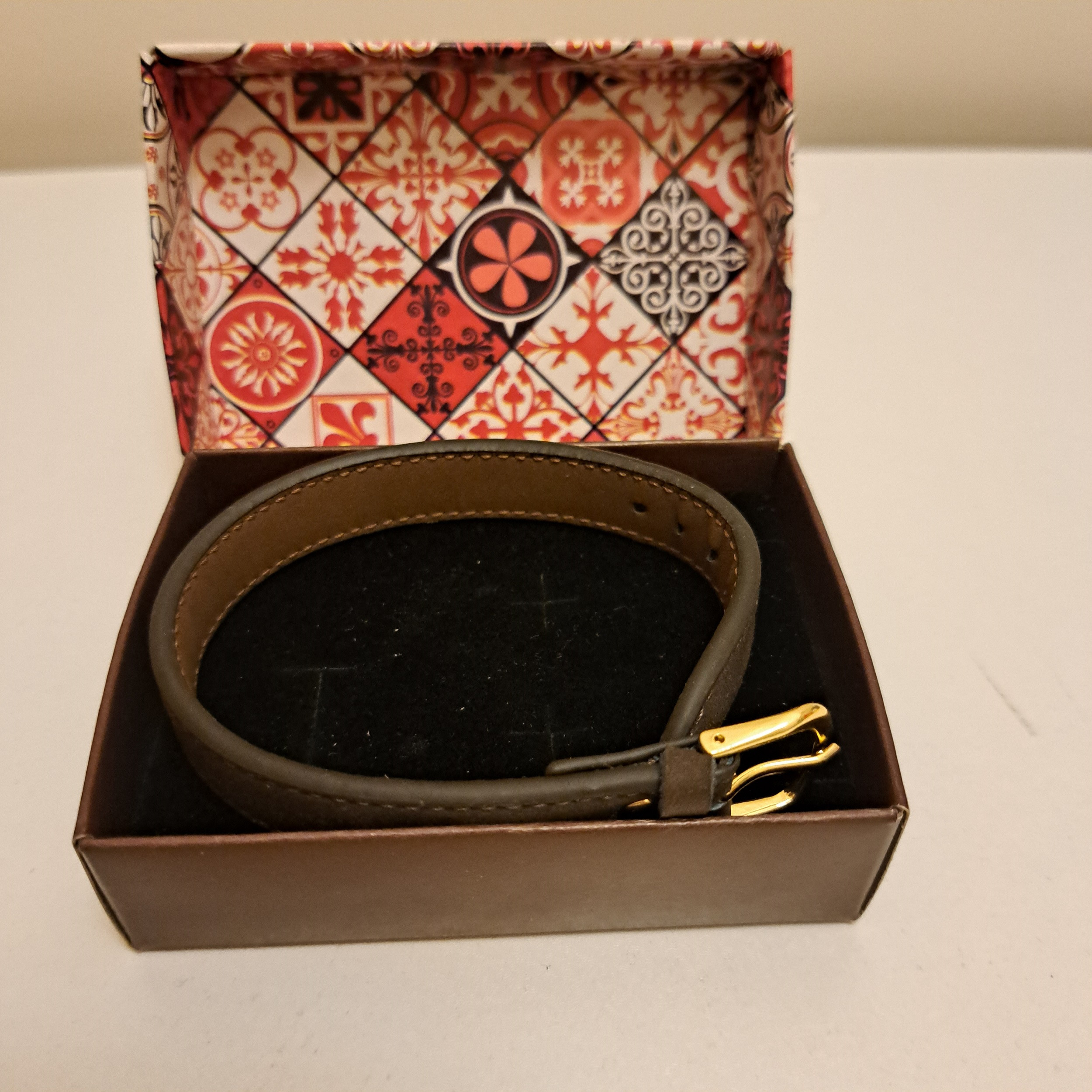 دستبند زنانه مدل چرم طبیعی کد 08