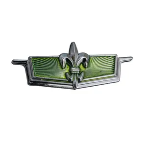 آرم خودرو مدل  کاپرسی