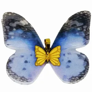 آویز گردنبند طلا 18 عیار زنانه مدل پروانه کد M04