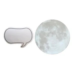کاغذ چسب دار مدل کره ماه و کامنت دو عددی