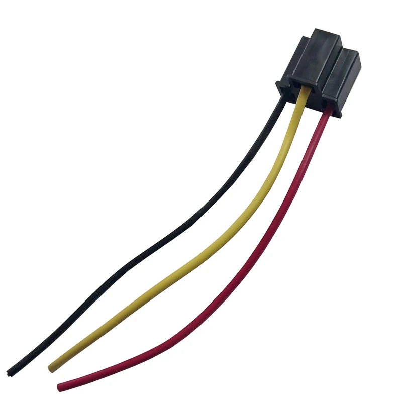 سوکت سه فیش پشت چراغ جلو مدل MR.10001 مناسب برای پراید