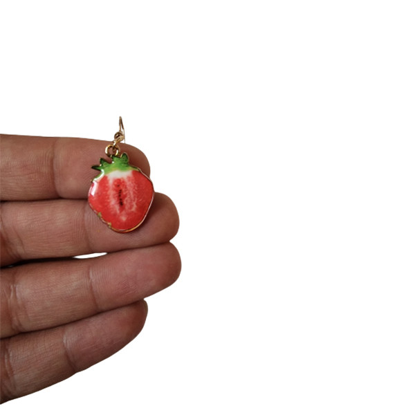 گوشواره دخترانه مدل توت فرنگی گوشواره دخترانه مدل توت فرنگی