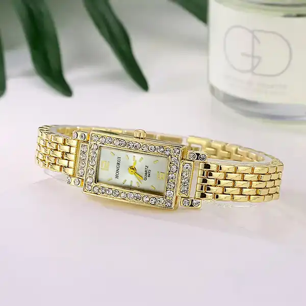 ساعت مچی عقربه ای زنانه هانگروی مدل سلطنتی