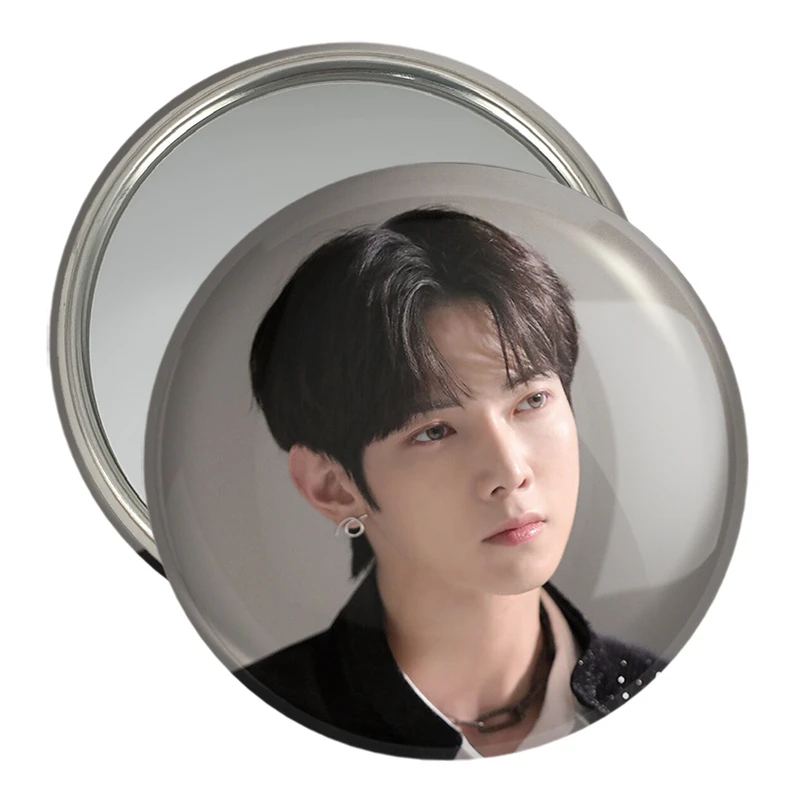 آینه جیبی خندالو مدل یوسانگ گروه ایتیز ATEEZ  کد 21222
