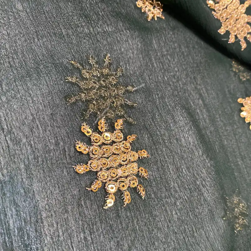 شال زنانه مدل حریر پولک دوزی