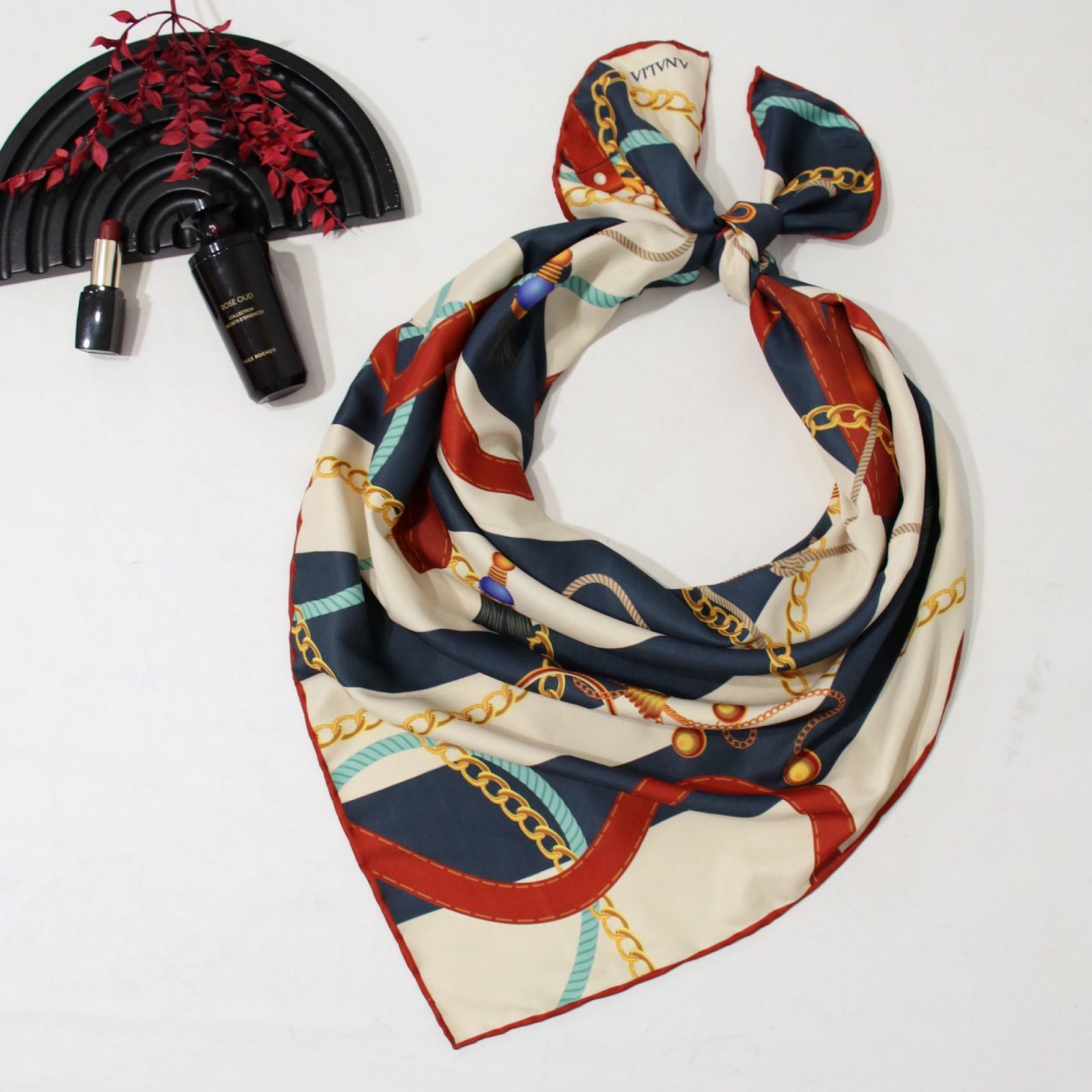 روسری زنانه مدل ابریشم روز مادر طرح زنجیری جدید کد ana-2955 - - 10