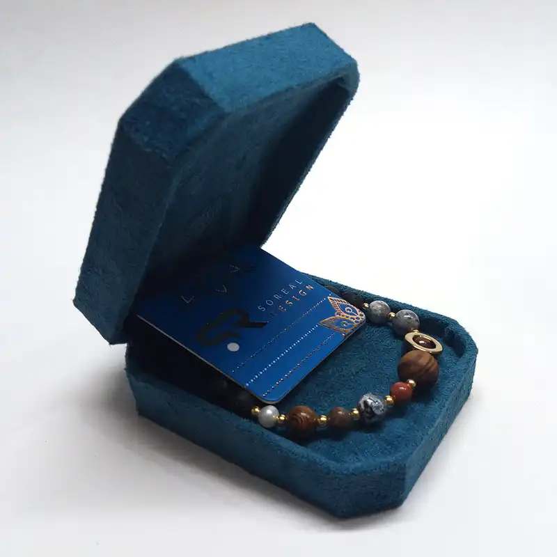 دستبند سورئال دیزاین مدل منظومه شمسی