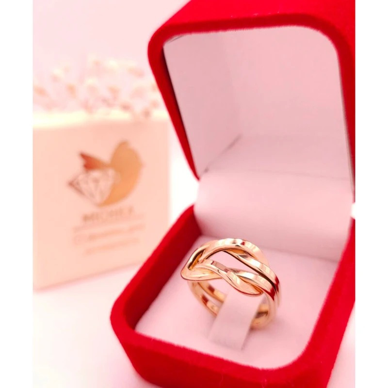 انگشتر طلا 18 عیار زنانه طلای کامک مدل گره ای سایز 54 انگشتر طلا 18 عیار زنانه طلای کامک مدل گره ای سایز 54