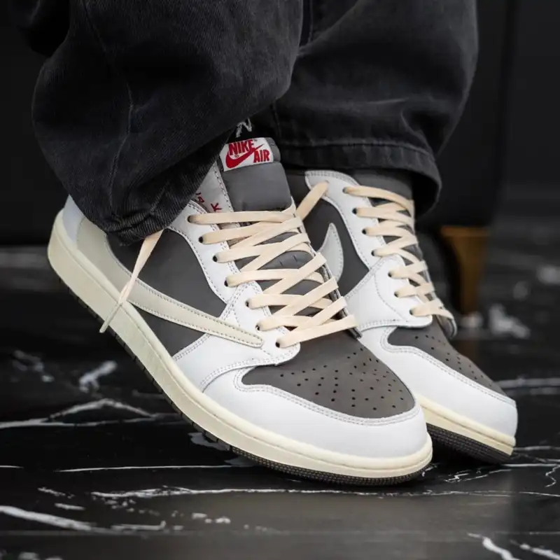 کفش پیاده روی مردانه مدل تراویس AIR