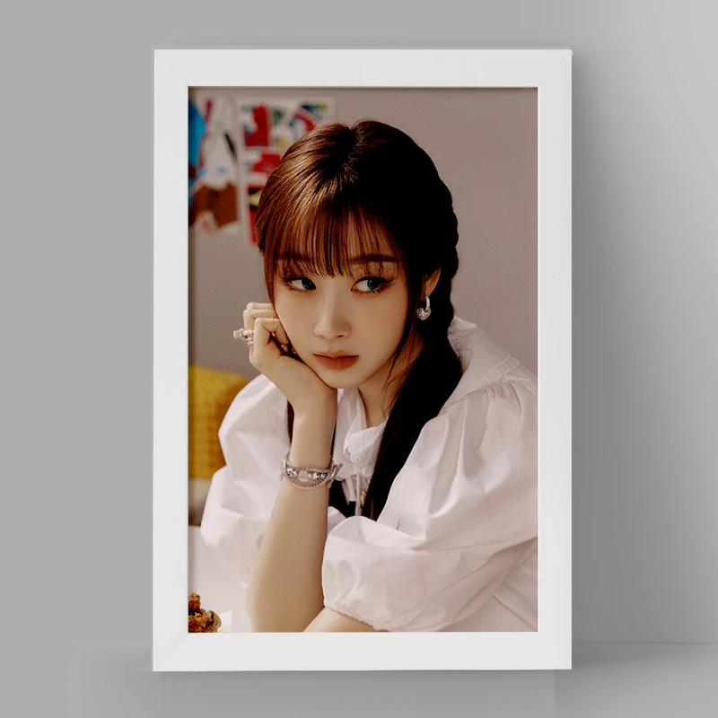 تابلو خندالو مدل جیزل گروه گروه آسپا Aespa کد 19706