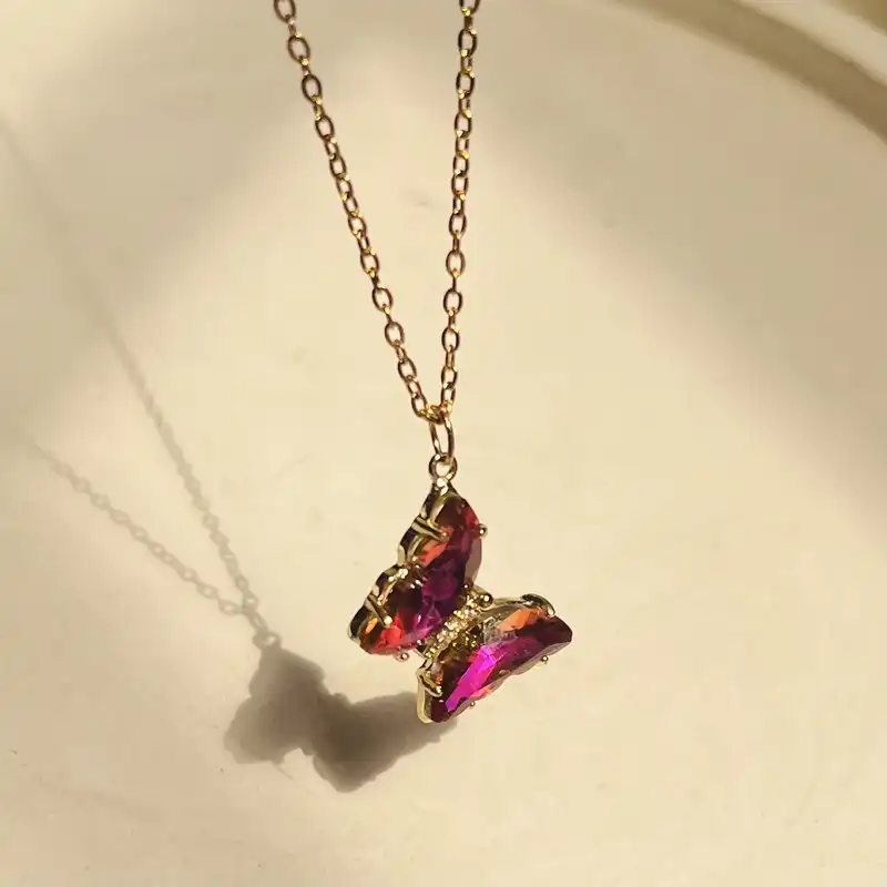 گردنبند زنانه مدل پروانه کریستالی 302