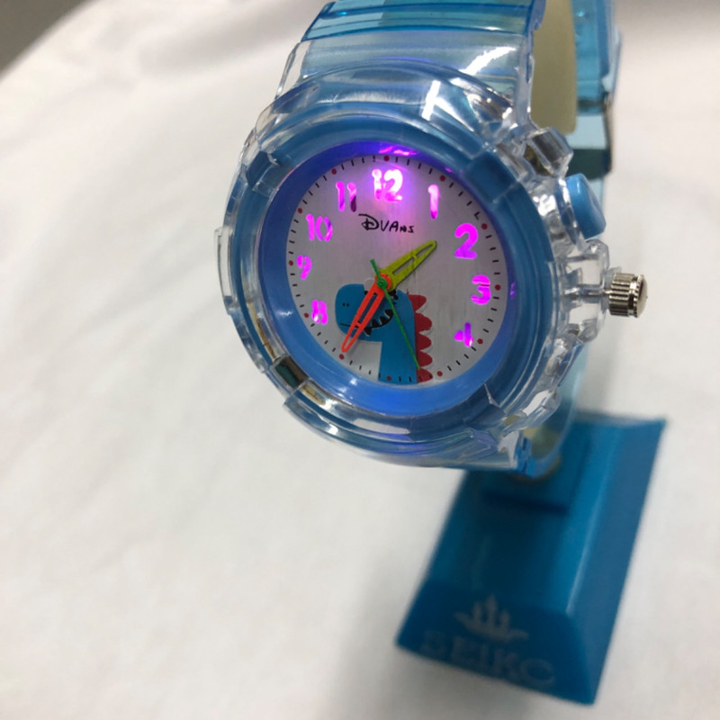 ساعت مچی عقربه ای مدل DVANS.abi444