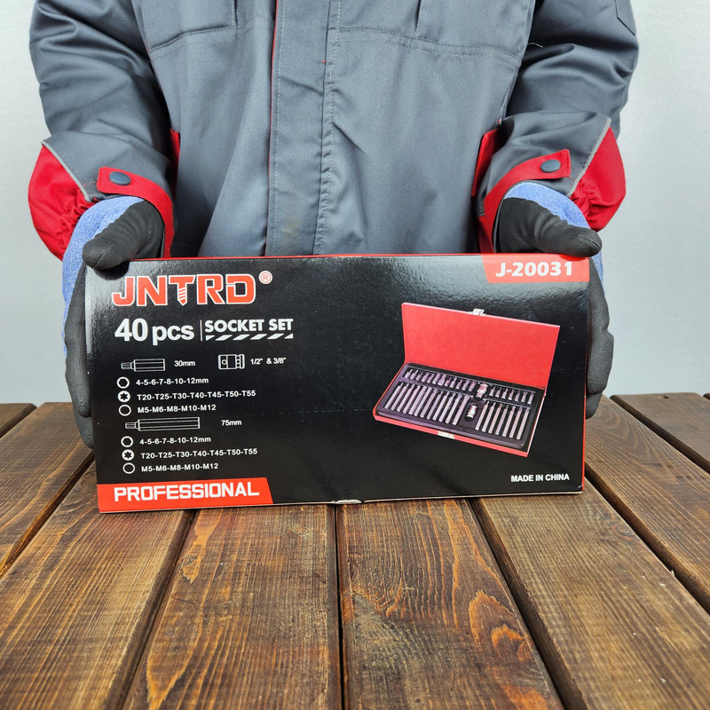 آچار بکس صنعتی جی ان ترد مدل J-20031  مجموعه 40 عددی