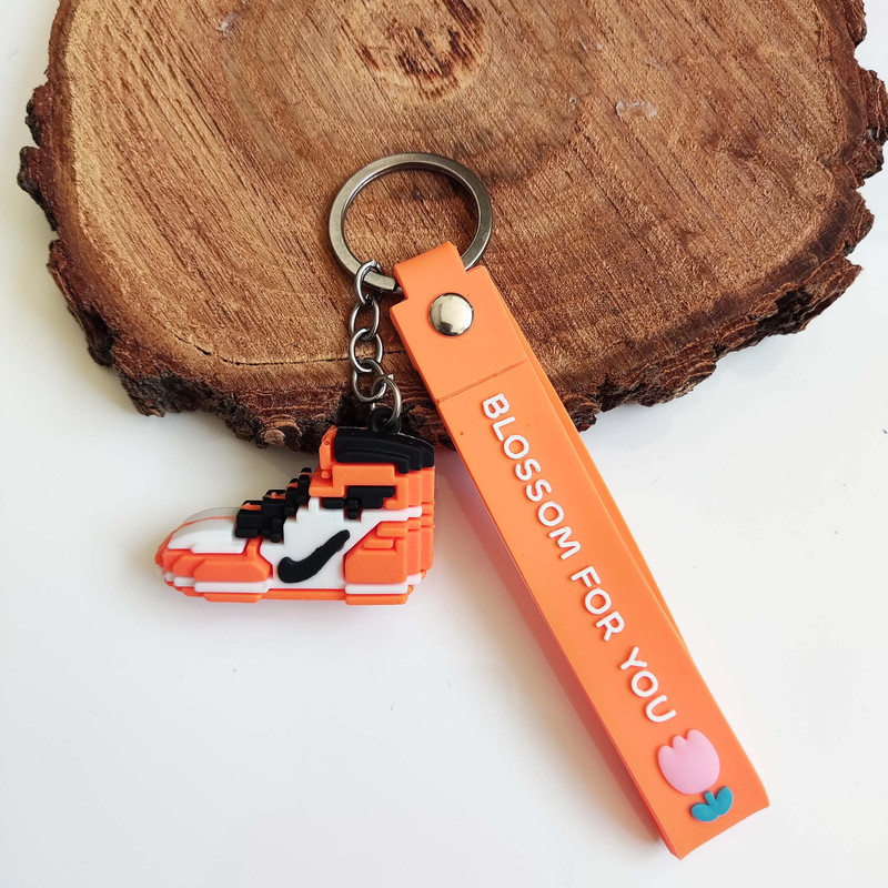 جاکلیدی مدل سیلیکونی طرح کفش لگو ورزشی کد DB20 جاکلیدی مدل سیلیکونی طرح کفش لگو ورزشی کد DB20