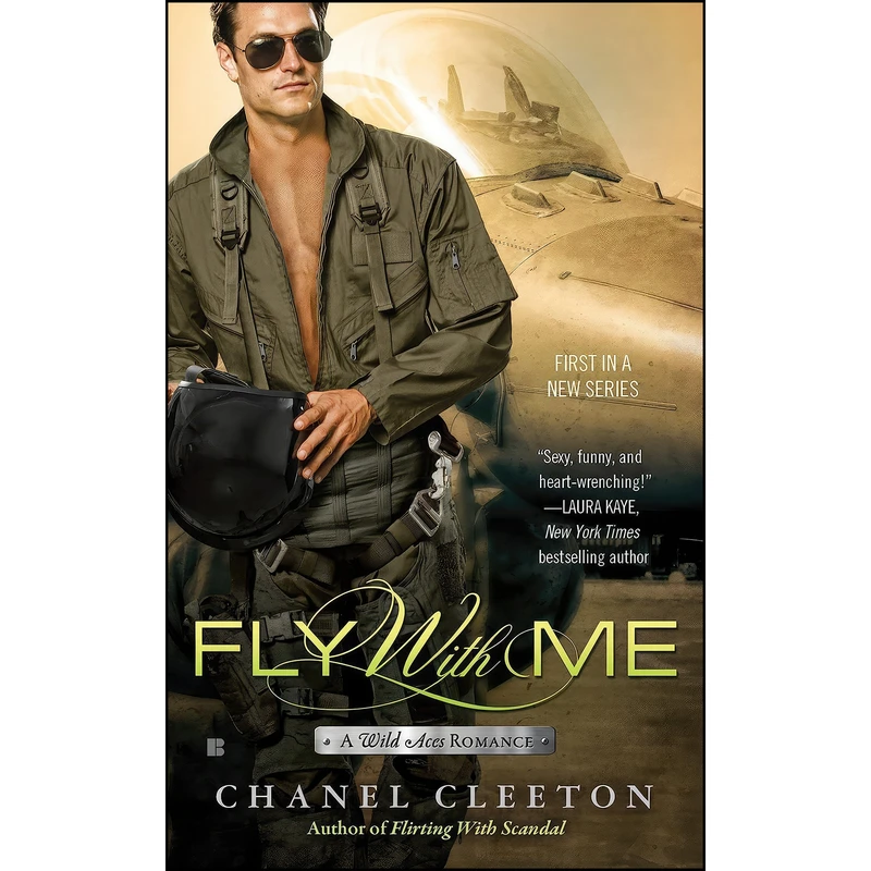 کتاب Fly With Me  اثر Chanel Cleeton انتشارات Berkley