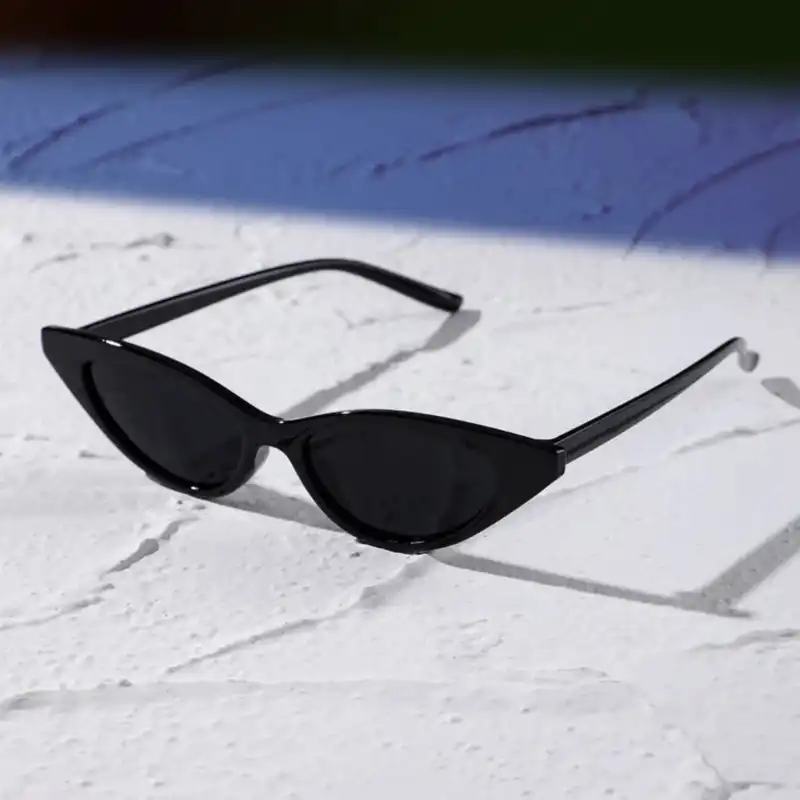 عینک آفتابی زنانه مدل گربه ای کد 109