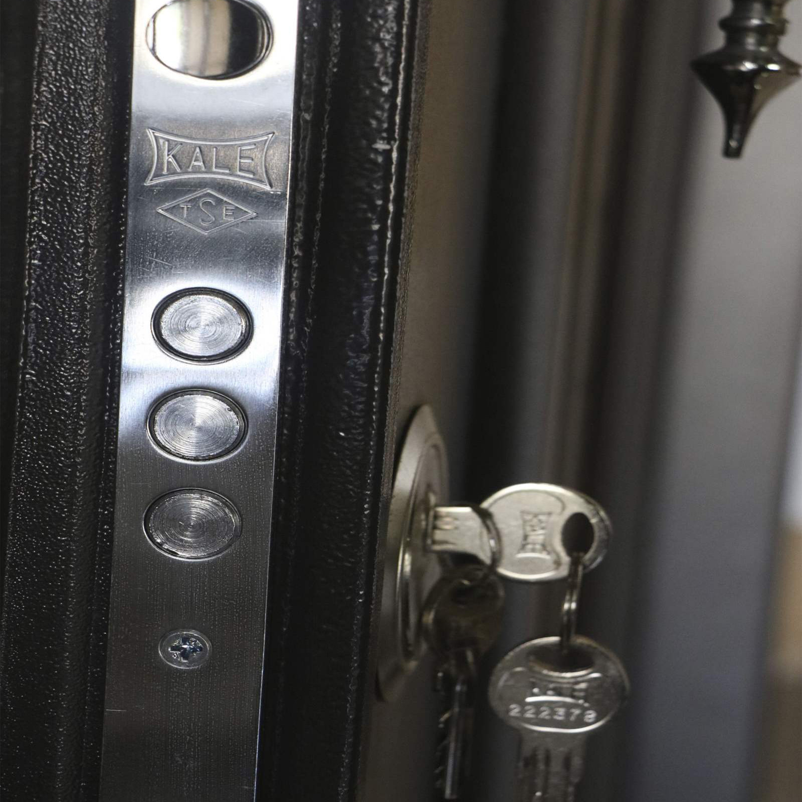 درب ضد سرقت کلاسیک کد 26L درب ضد سرقت کلاسیک کد 26L