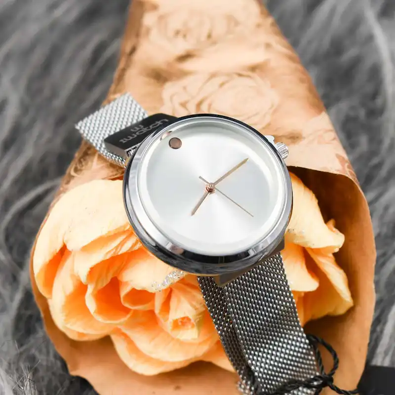 ساعت مچی عقربه ای زنانه آی واتچ مدل 0088L